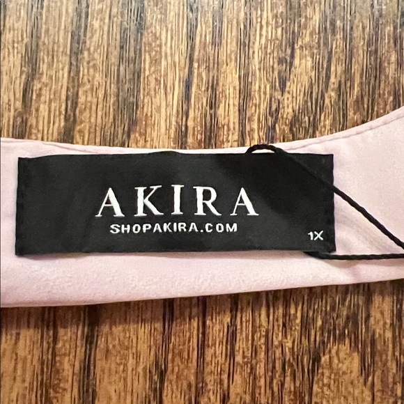 Akira Pink Leopard Print Halter Top with scoop neck size 1X - Picture 7 of 10